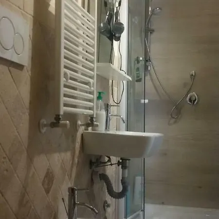 Aeroporto/stazione Guest house